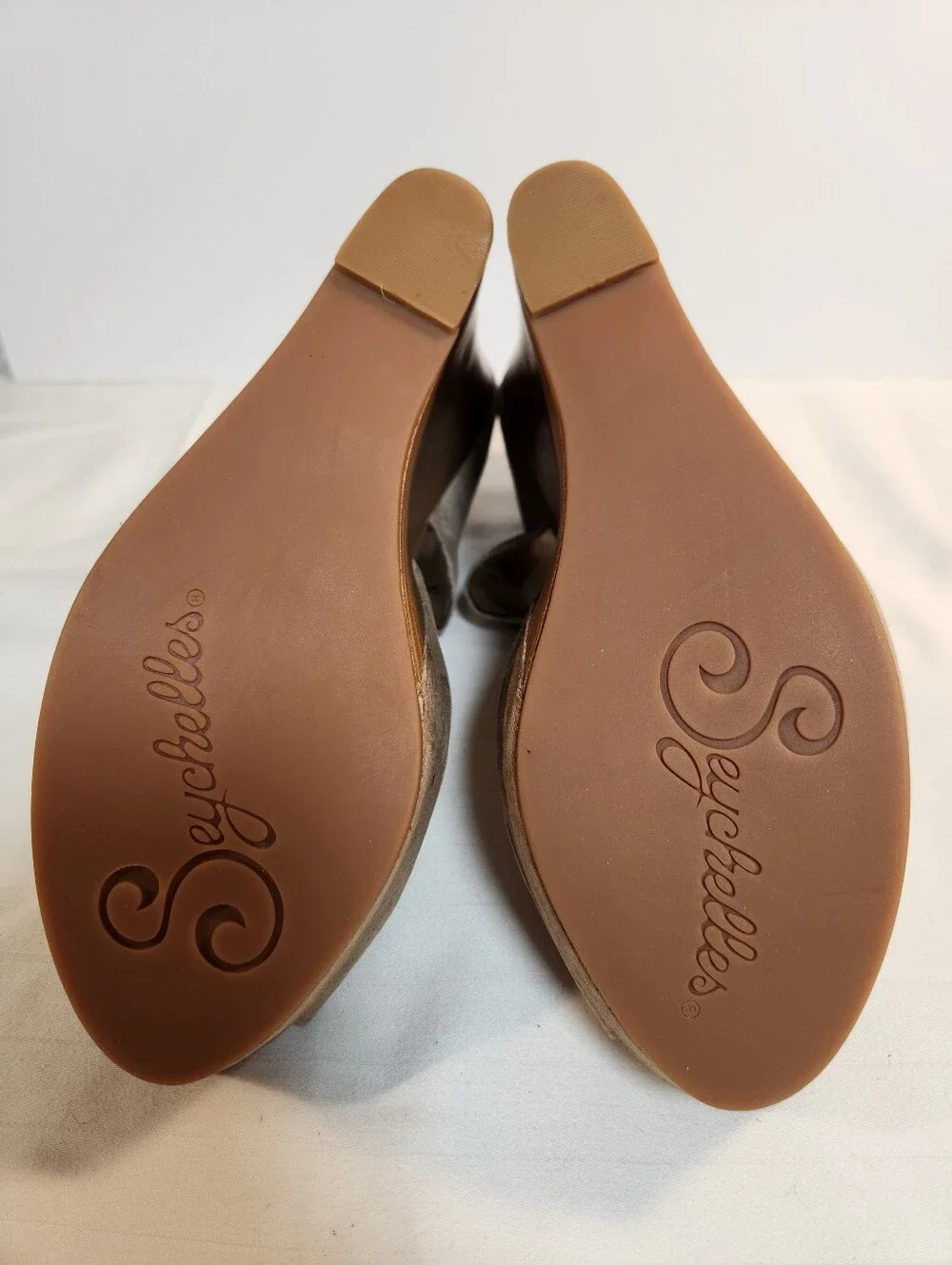 Seychelles Women's Tan Suede Peep-Toe Wedge Sandals - Picture 9 of 11